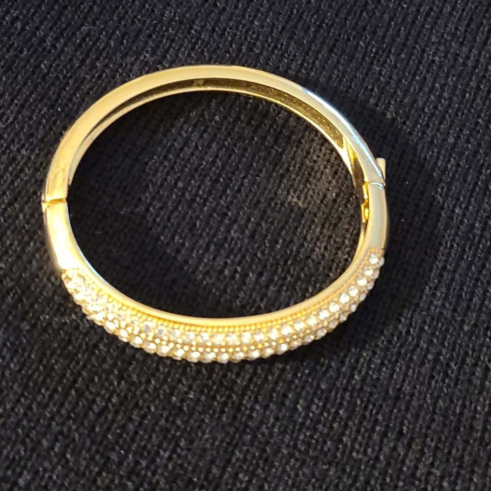 Diamond studded bangel ( gold plated)